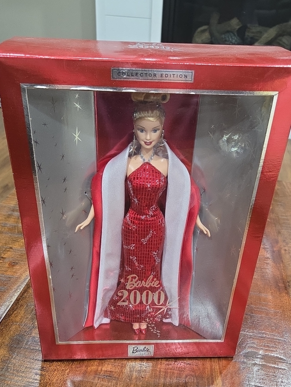Barbie 2000 Collector Edition NIB
